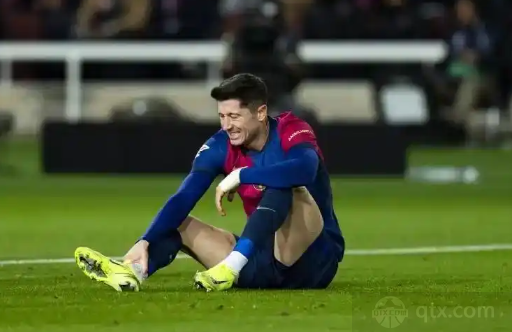 曝莱万股二头肌撕裂最少缺席三周