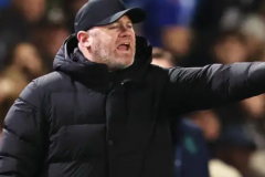 鲁尼担任普利茅斯主教练 双方签下一份为期三年的合同